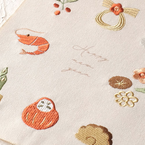 お正月刺繍ミニタペストリー しめ飾り おせち 招福熊手 木製バー
