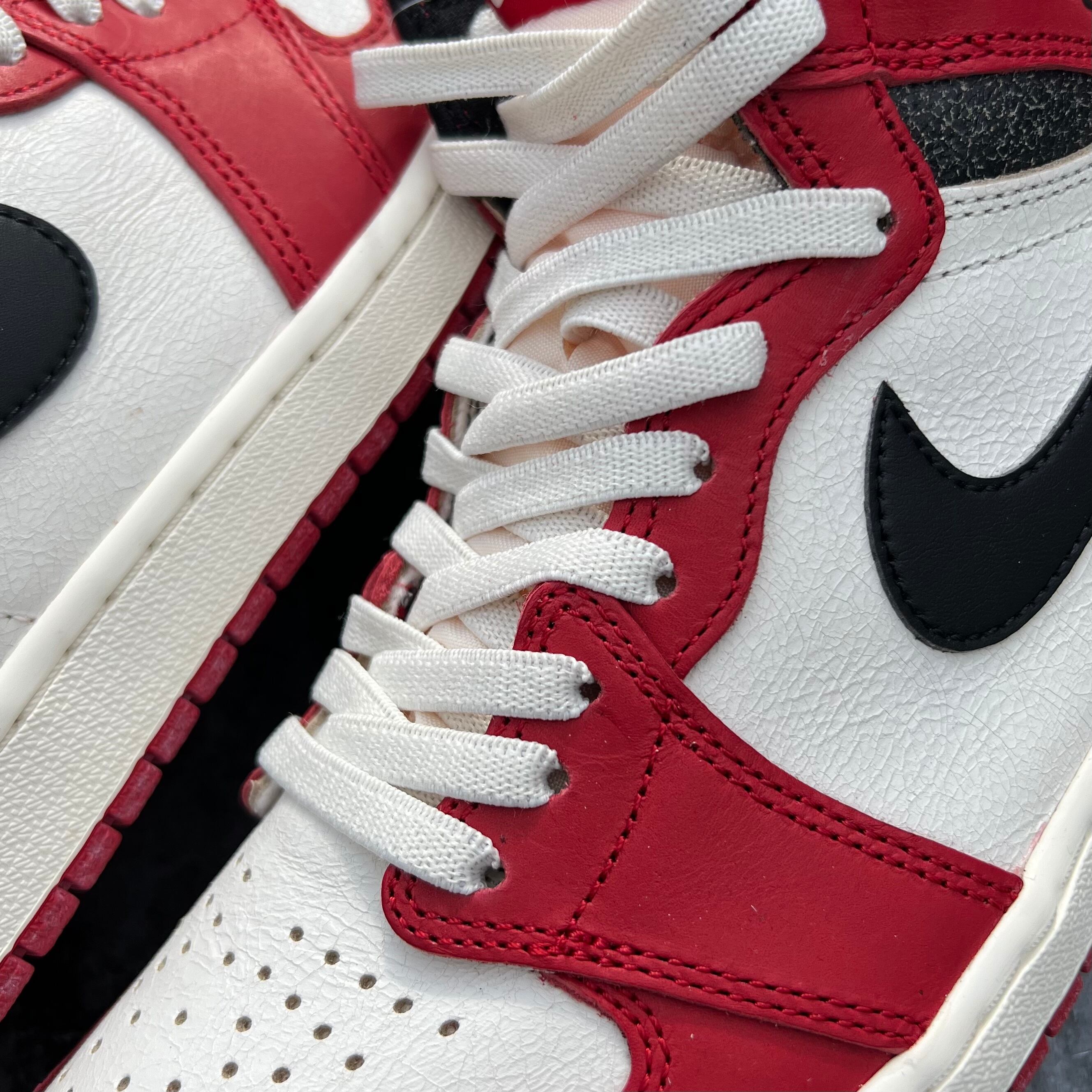 伸縮で脱ぎ履きらくらく