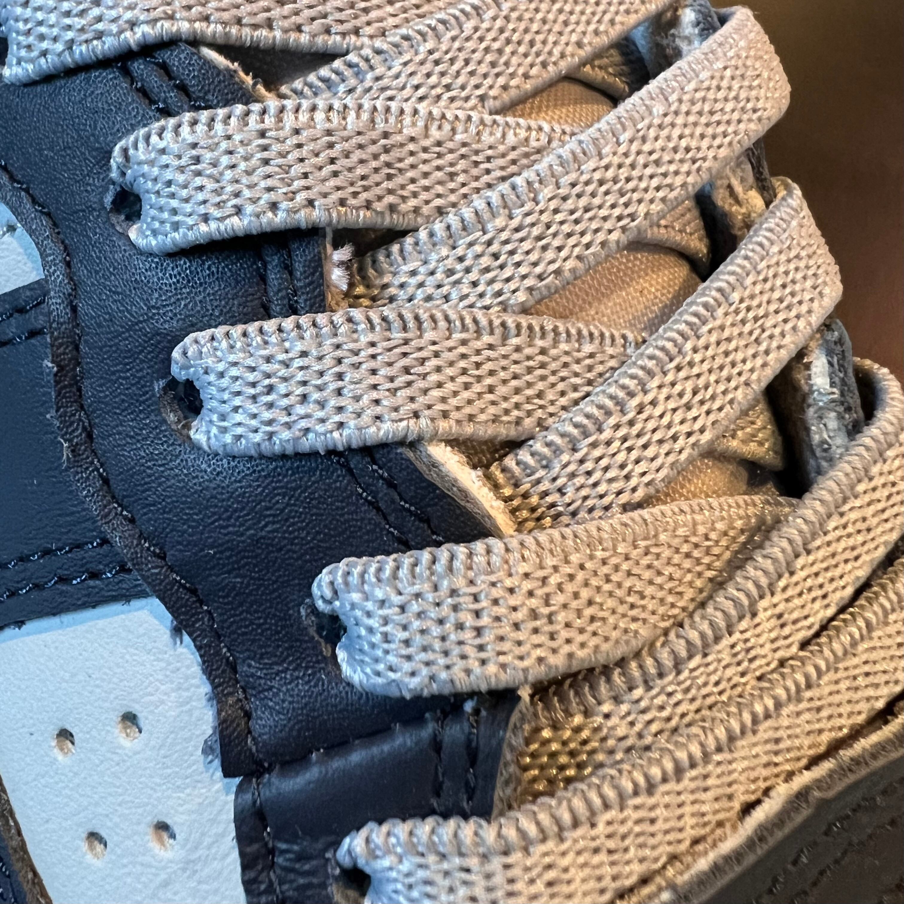 お子様の靴紐交換にも