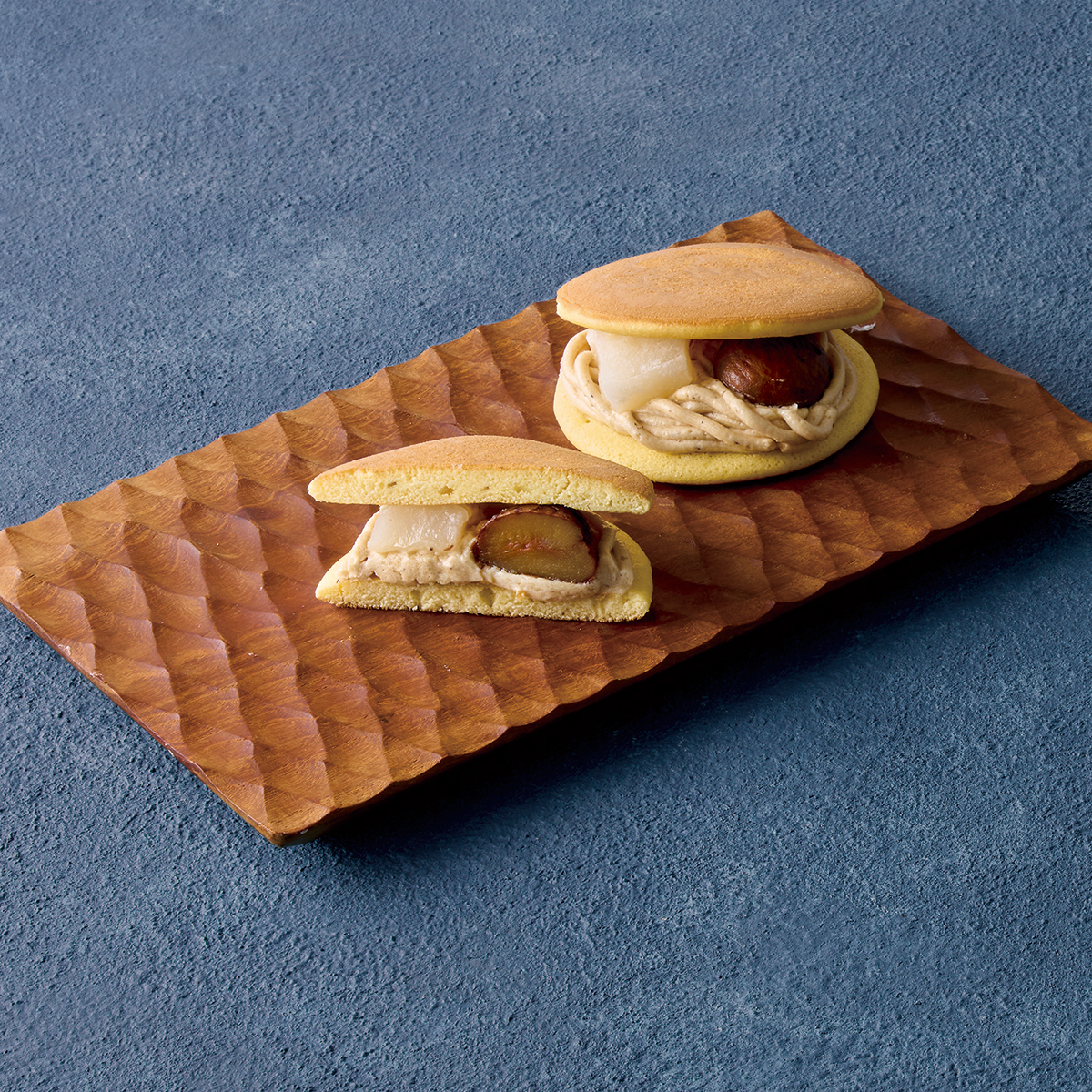 お歳暮 御歳暮 冬ギフト プレゼント 2025 送料無料 お菓子 スイーツ 「 菓心 谷常 」 モンブラン どら焼き どらやき 6個 和菓子 栗 KT-11123 |  | 02