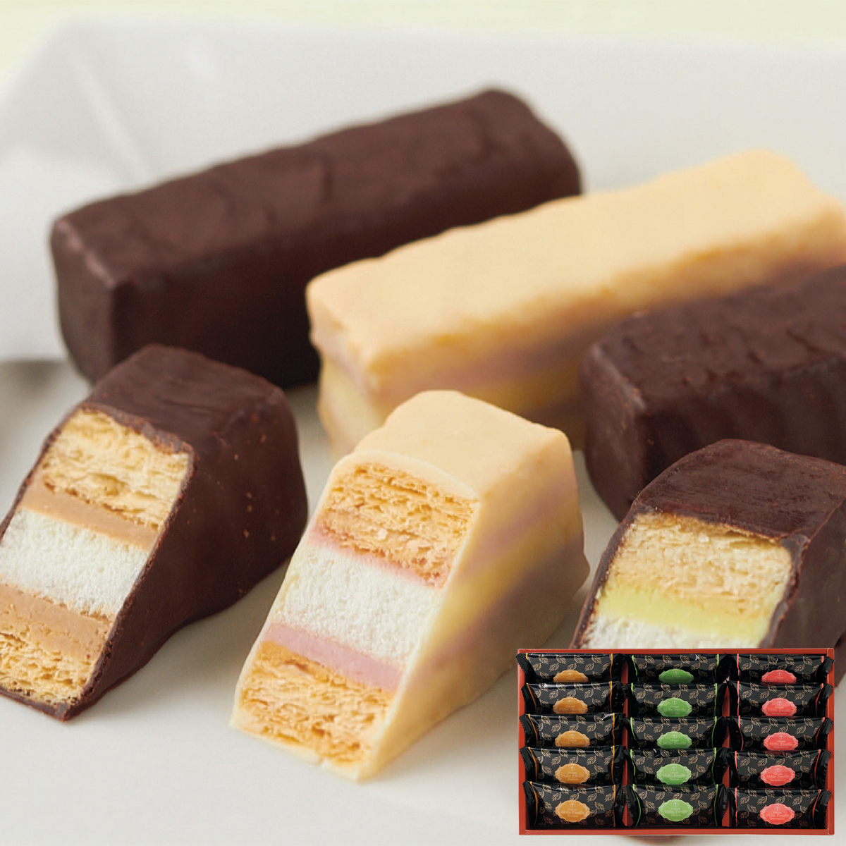 お歳暮 御歳暮 冬ギフト プレゼント 2025 送料無料 お菓子 スイーツ 「 銀座千疋屋 」 銀座ミルフィーユ サクサク ミルフィーユ 洋菓子 セット PGS-073 | 銀座千疋屋 | 02