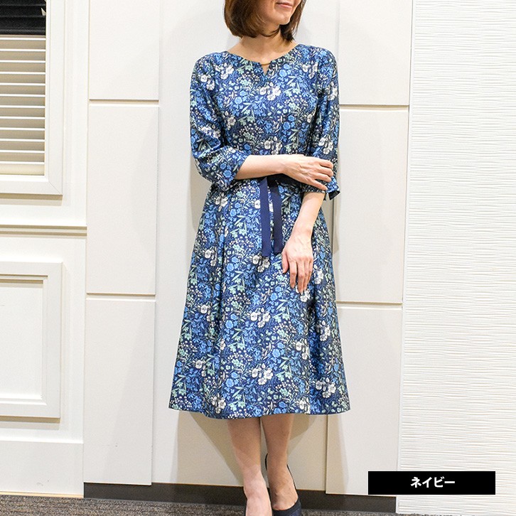 売り切れ必至 甘すぎない色使いが大人コーデ 010 6002 バックサテンシャンタンワンピース 40代 30代 人気 オシャレ 花柄 ワンピース ワンピース チュニック Www Neropta Com