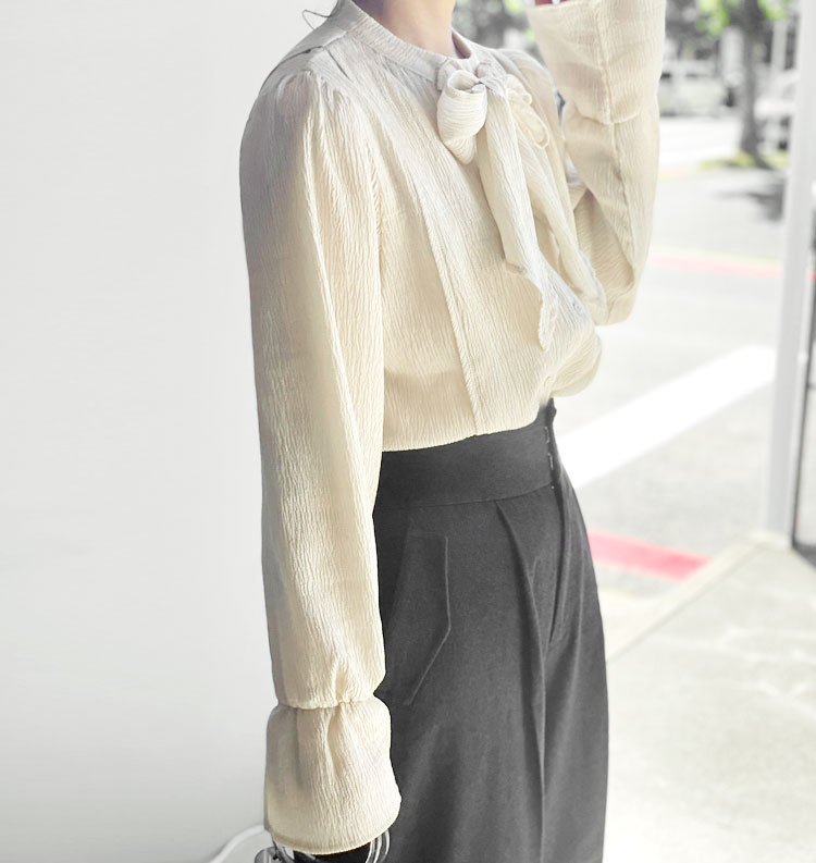 【s40】【売れ筋商品|||アガウド/AgAwd】Ribbon Blouse（リボンブラウス）[2301-770527]【送料無料】【キャンセル返品交換不可】【let】【id】 s40】【アガウド/AgAwd】Ribbon Blouse（リボンブラウス）[2301