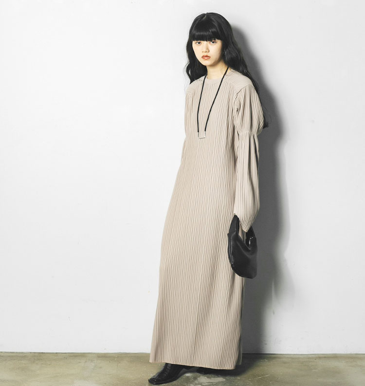 アドーア　プリーツワンピース AGAWD（アガウド） 【s40】【アガウド/AgAwd】Pleats Onepiece