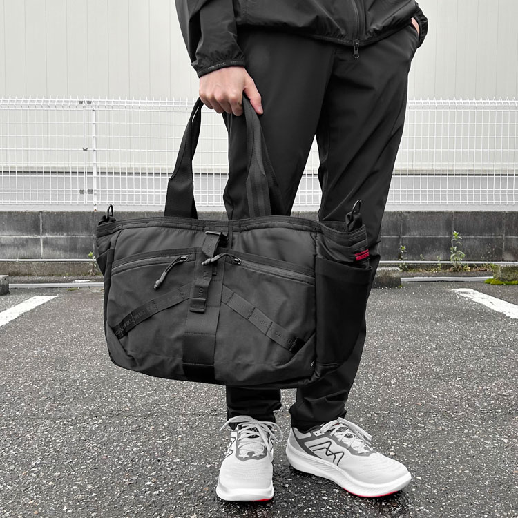 WHITE MOUNTAINEERING 【ホワイトマウンテニアリング/White