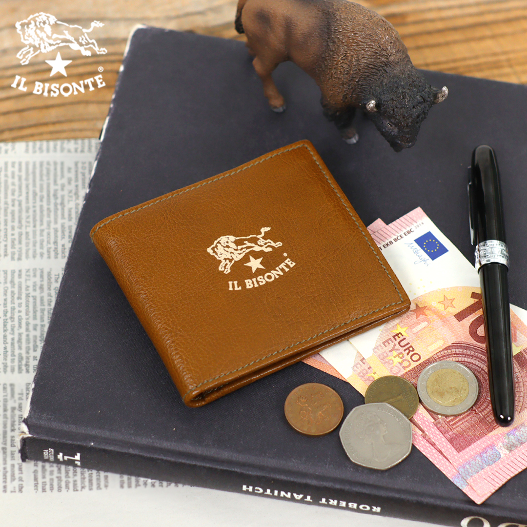 r*e様 新品 イルビゾンテ IL BISONTE 二つ折り 財布 ロゴ型押し IL BISONTE（イルビゾンテ） 財布 二つ折り財布 日本限定 二つ折り財布