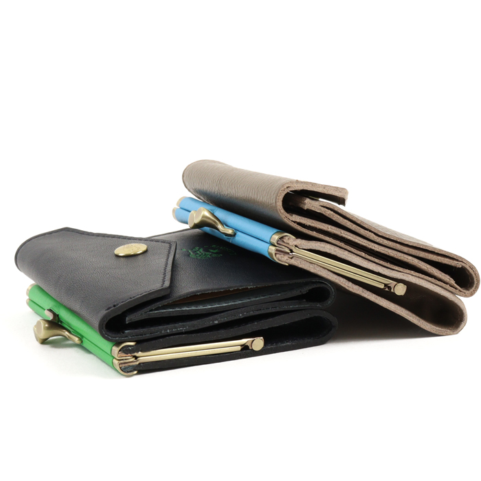 【極美品】イルビゾンテ がま口 財布 IL BISONTE（イルビゾンテ） 財布 がま口財布 日本限定ネオンロゴ