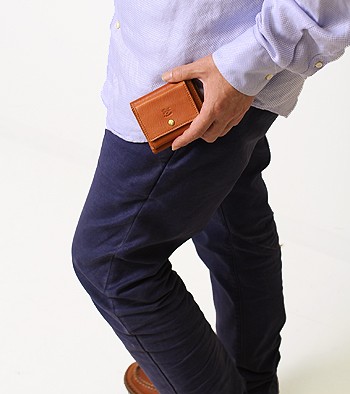 IL BISONTE（イルビゾンテ） 財布 その他 三つ折りコンパクト財布