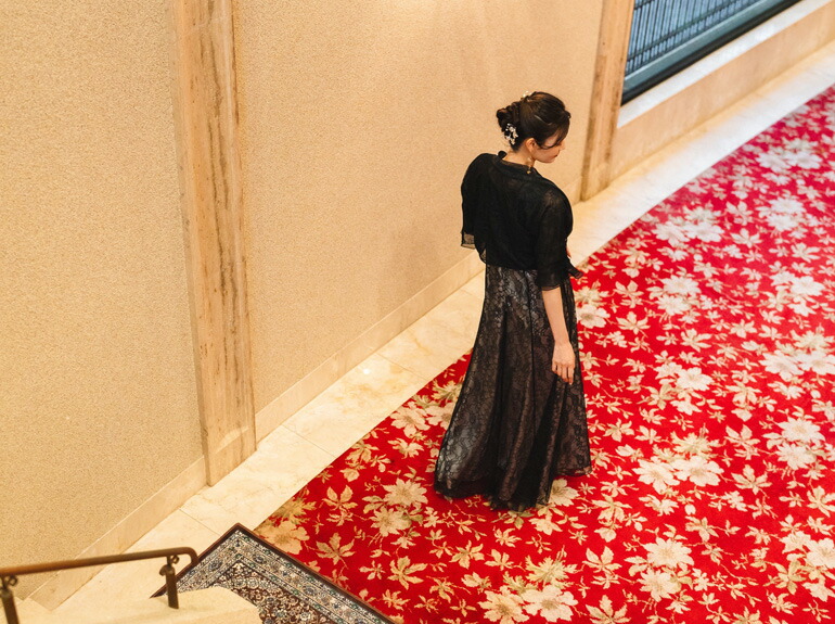 美品 ✨アルバロッサ フラワー装飾 ロングワンピース マザーズドレス46 黒 ワンピース ロングワンピース 結婚式 刺繍 長袖 フレア