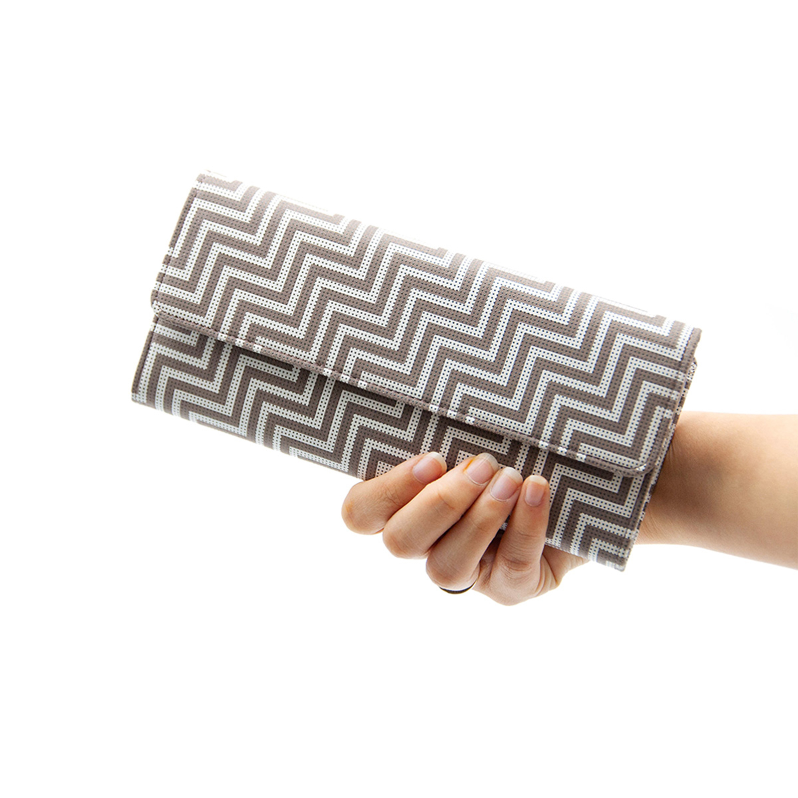 印傳屋（INDEN-YA） 印伝 財布 長財布 小銭入れ CHEVRON シェブロン