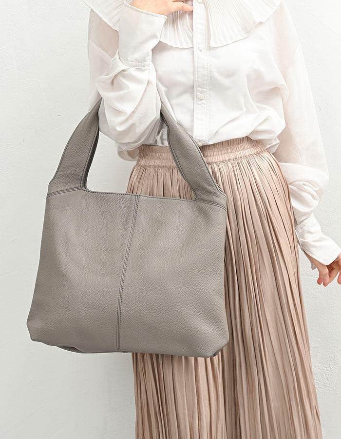 NOTRE FAVORI トートバッグ レディース レザー ショルダーバッグ NOTRE FAVORI トートバッグ レディース レザー ショルダーバッグ