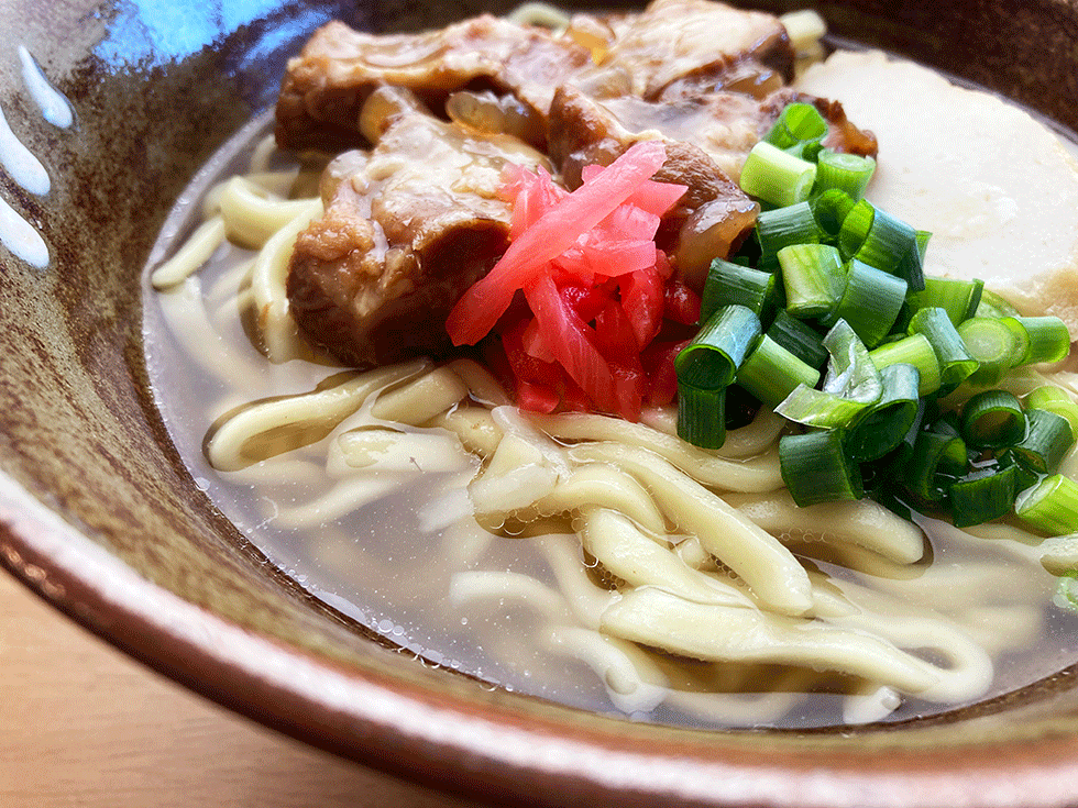 軟骨ソーキそば ２食入り（生麺） 送料無料 お手軽 沖縄そば ダシ付き 通販 美味しい 粉末そばダシ 味付け肉付き 紅しょうが こーれーぐーす  ひまわり食品 :okinawasoba01:酒豪伝説特売店コザまーけっと - 通販 - Yahoo!ショッピング