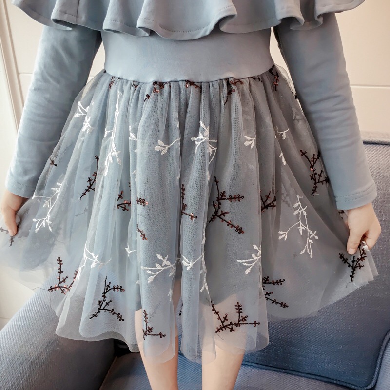 女の子 春 秋 グレー ワンピース 長袖 チュール スカート 丸襟 花つき