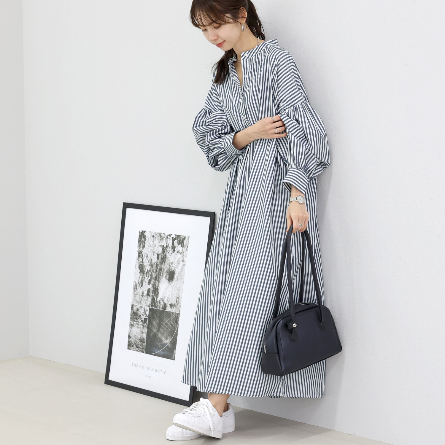 極美品 ビアズリー ストライプ バンドカラーロングシャツ 綿 ボリューム袖 白黒 Aletta vita 超目玉セール 返品交換不可 ワンピース シャツワンピ