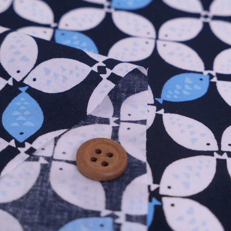 コットン生地 おさかな七宝(濃紺) 10cm単位 切り売り |  | 01