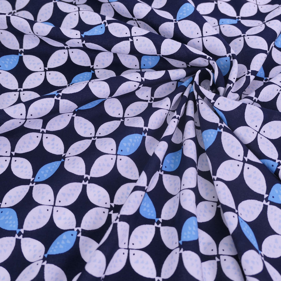 コットン生地 おさかな七宝(濃紺) 10cm単位 切り売り |  | 04