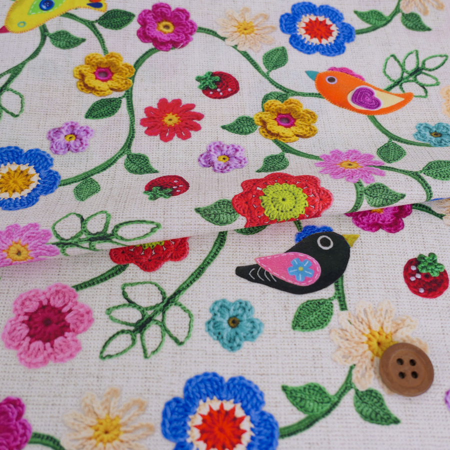 コットン生地 かぎ編み風の花と小鳥といちご 10cm単位 切り売り | 