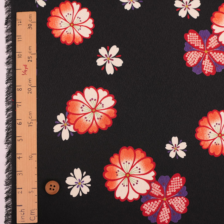 ポリちりめん生地 桜紋ちらし(黒/オレンジ) 10cm単位 切り売り |  | 02