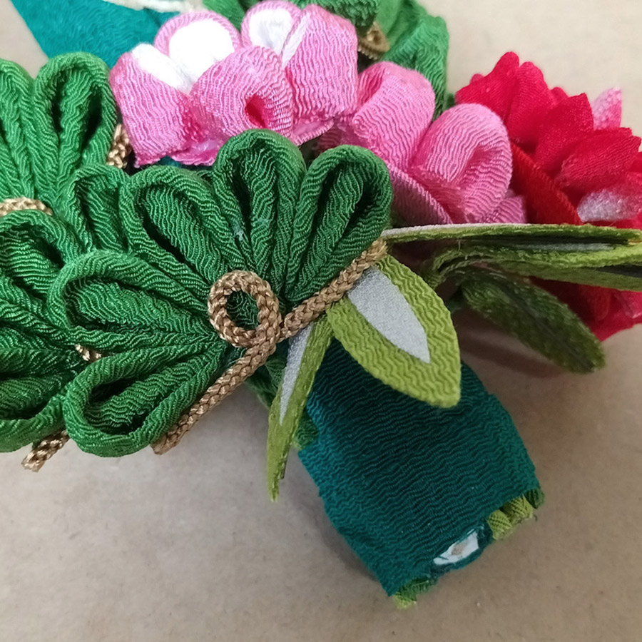 ちりめん手芸キット お細工門松 |  | 08