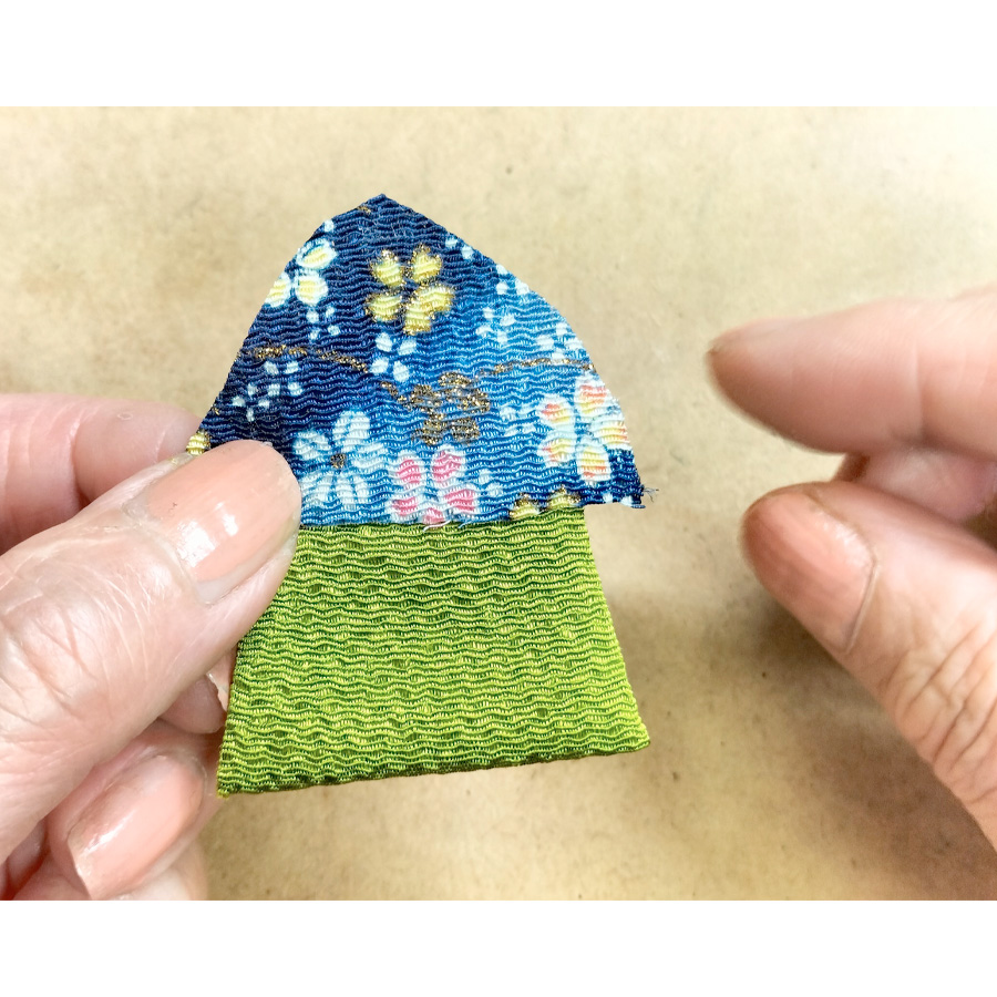 「雛飾り」押し絵　押絵　縮緬細工　和雑貨　ハンドメイド 楽天市場】ちりめん押絵キット 月々の詩(うた) 3月・末広雛飾り