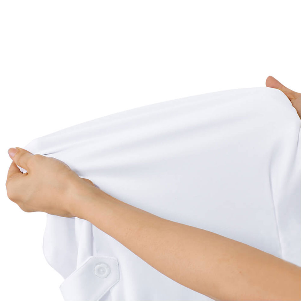 スポーツウェアの快適性を追求。よく伸びる!