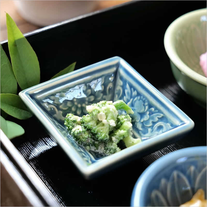 セラミック フラワー小皿 角 ミニ 食器 小皿 皿 プチ 醤油皿