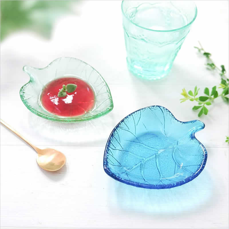 ガラスリーフプレート 食器 皿 レトロ 小物入れ 飾り ガラストレイ