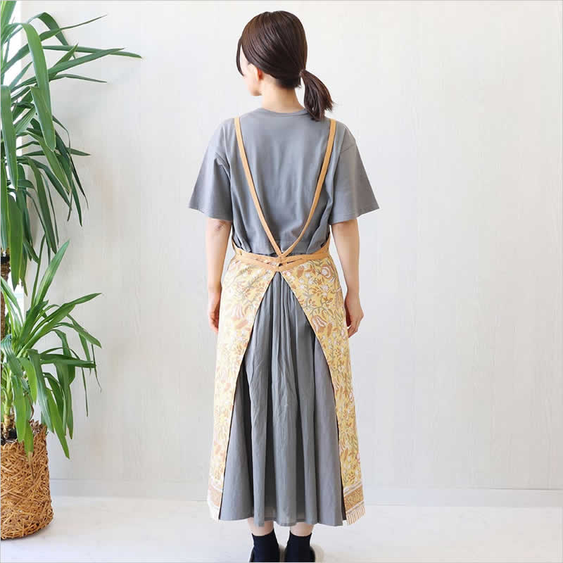 送料無料！ エプロン カリーノブロックプリント おしゃれ 花 フラワー