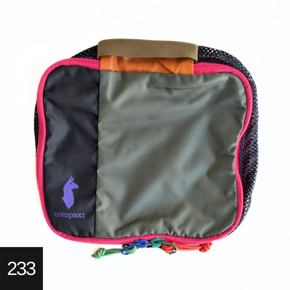 cotopaxi トラベルポーチ グレー ピンクオレンジ 茶中　ブルー他 cotopaxi（コトパクシ） ポーチ COTOPAXI CUBO 3L TRAVEL CUBE DEL DIA