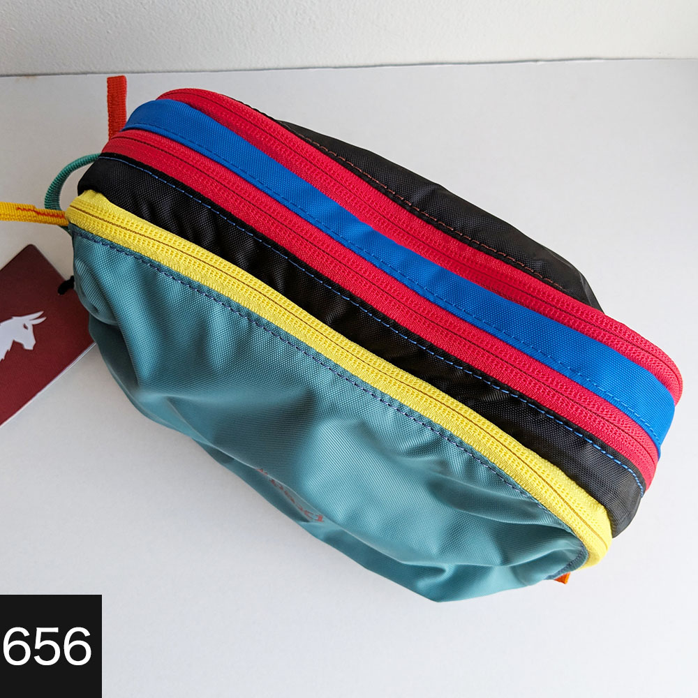 【匿名配送】コトパクシアクセサリーバッグ cotopaxi コトパクシ 【色が選べる】 旅行用ポーチ アクセサリー