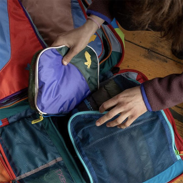 cotopaxi（コトパクシ） ポーチ COTOPAXI CUBO 2L TRAVEL CUBE DEL DIA