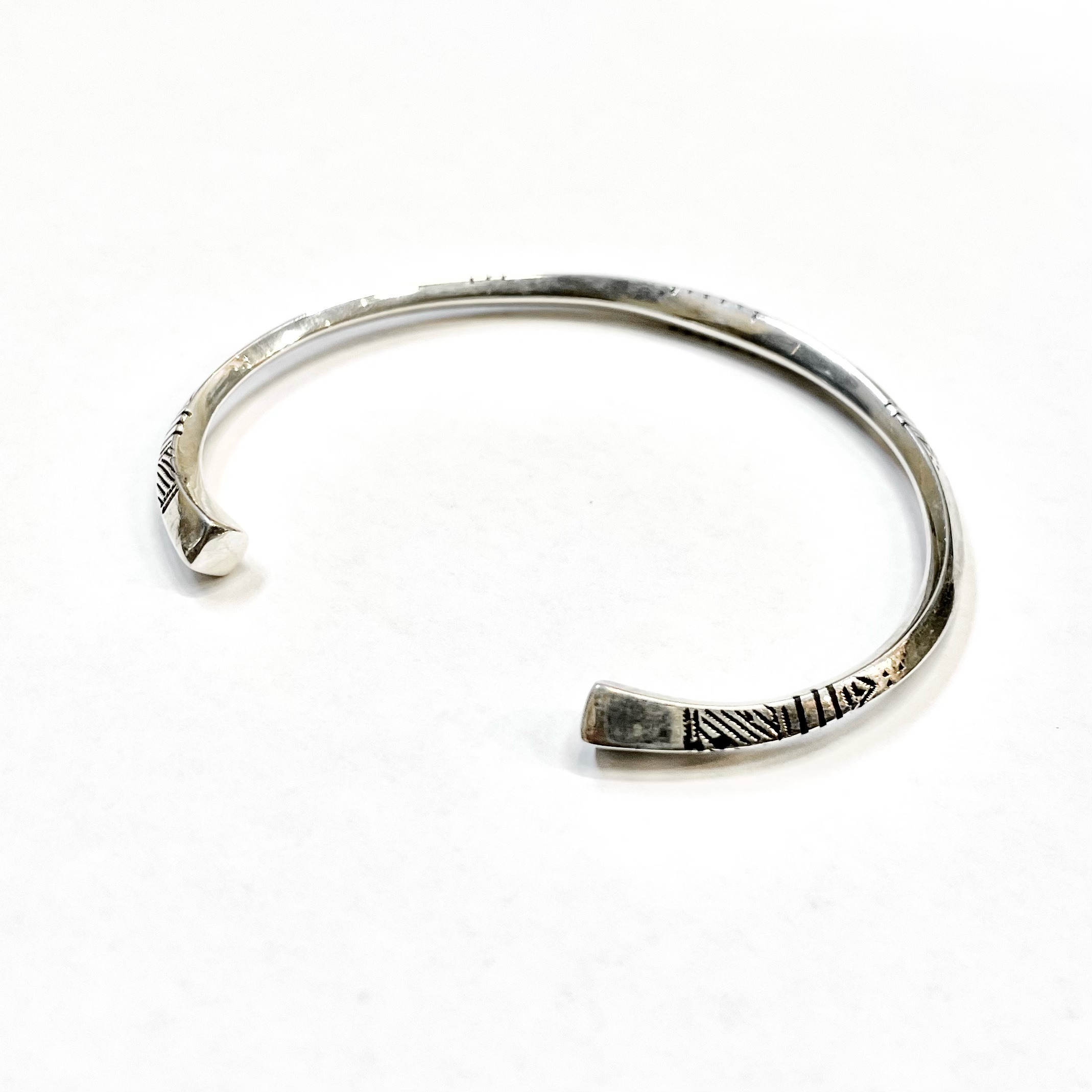【最終価格】トゥアレグ シルバー バングル Touareg Silver（トゥアレグシルバー） bangle 24 バングル : o