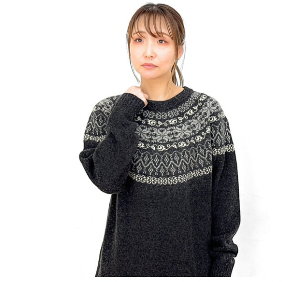 White Mountaineering (ホワイトマウンテニアリング) ROUND YORK FAIR ISLE SWEATER BLACK