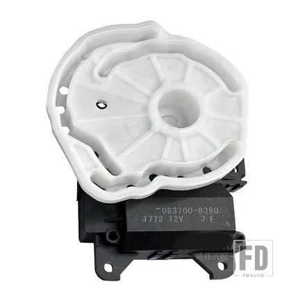 並行輸入品】トヨタランドクルーザーJ120トヨタプラド用エアコンサーボ