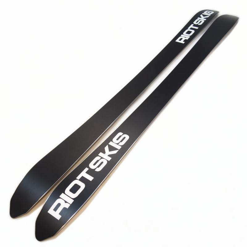 RIOTSKIS スキー板 　TBS Amazon | 【型落ち】18 RIOT SKIS TBS 182cm ライオットスキーズ