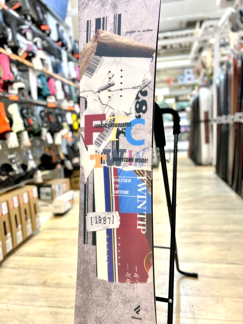 50％OFF 【即納】 メンズ スノーボード 板 型落ち FANATIC FTC