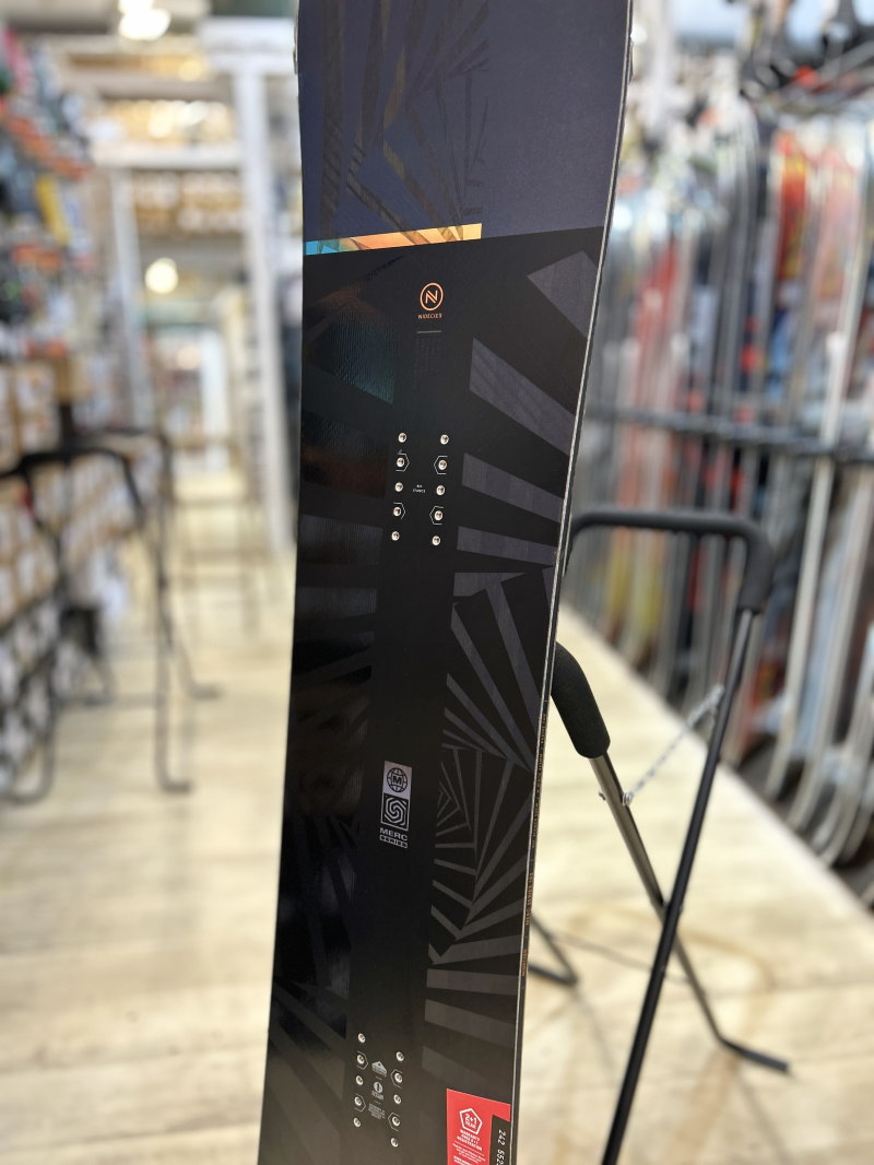 23-24 NIDECKER MERC+ZMバインディング メンズ スノーボード2点セット