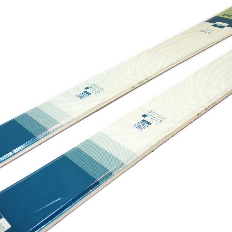 [センター幅94mm 151cm]VOLKL BLAZE 94W+SQUIRE 11 型落ち旧モデルスキー板セット セミファットスキー フリースキーの画像