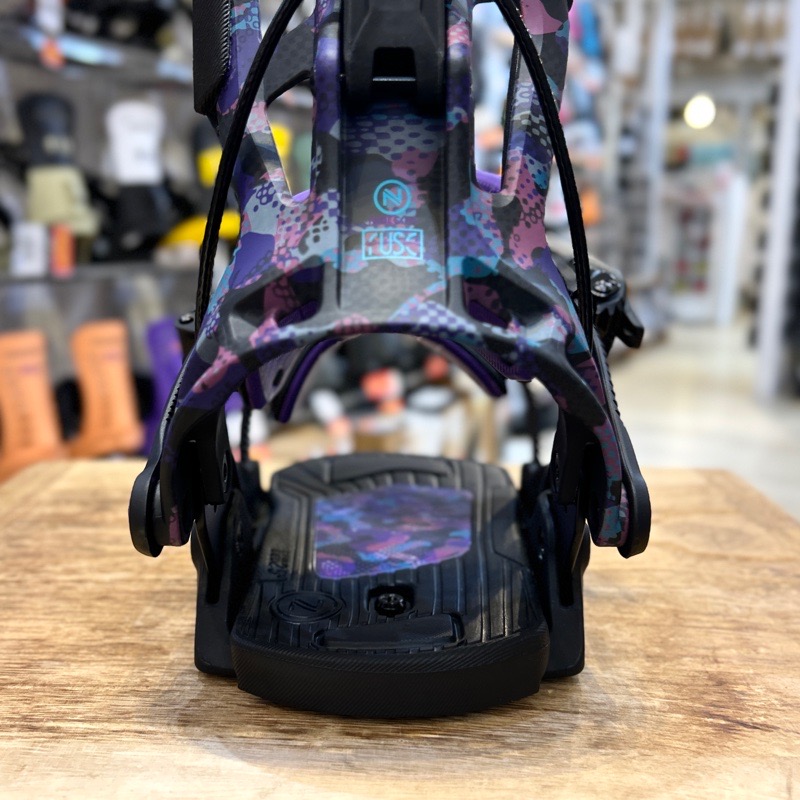 24-25モデル ナイデッカー FENIX Mサイズ　FLOW　4回使用美品 楽天市場】24-25 NIDECKER/ナイデッカー FENIX FUSION