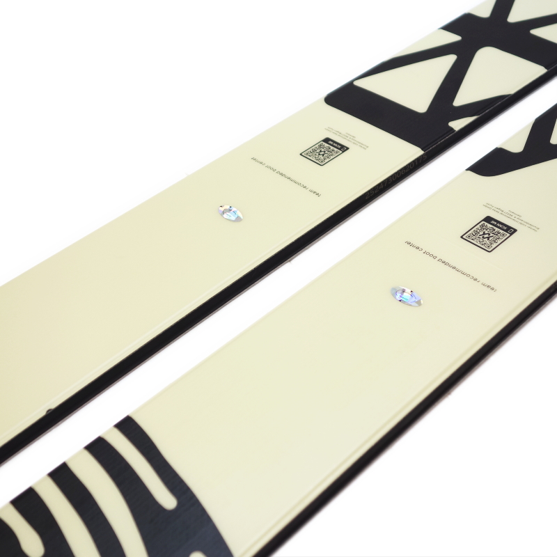 VOLKL REVOLT 101[182cm/101mm幅]25-26 フリースキー オールマウンテン ツインチップ 板単体 日本正規品の画像