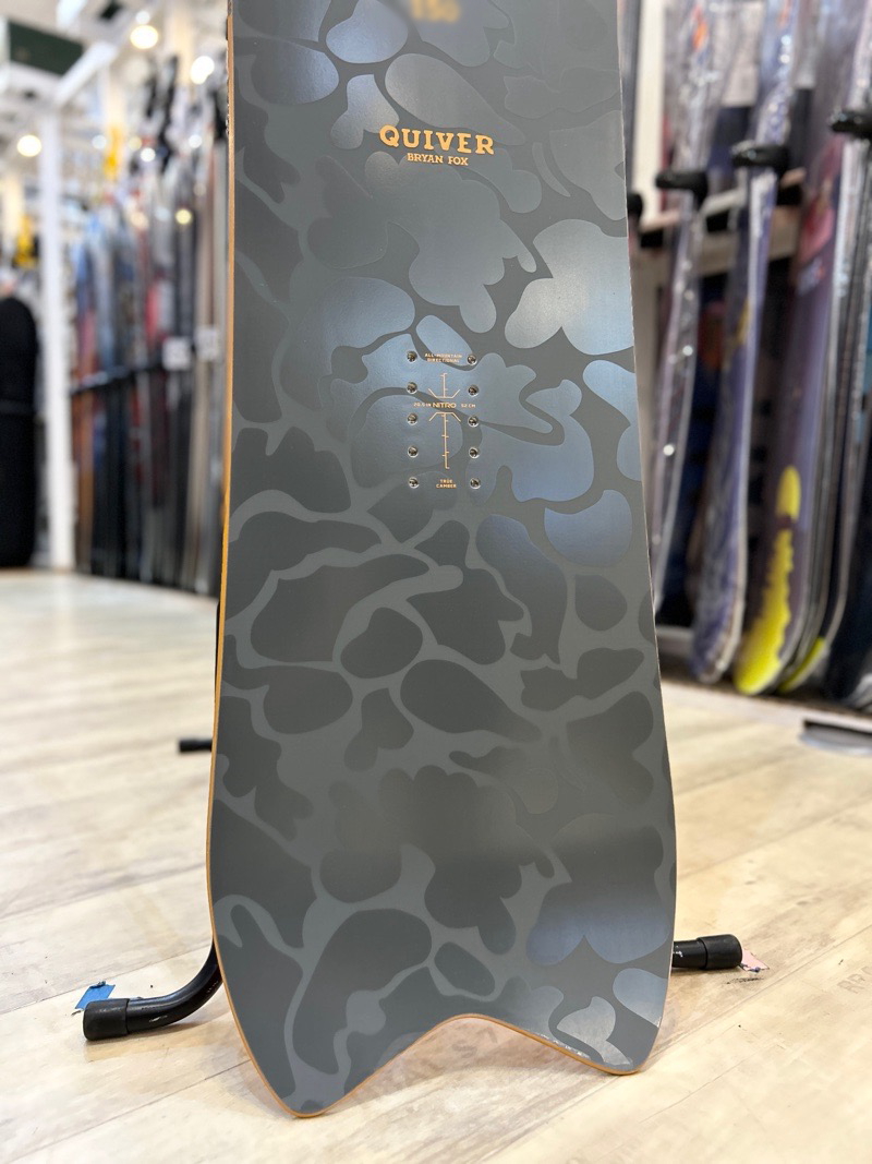 即納】メンズ スノーボード 板 155wcm NITRO DINGHY ナイトロ