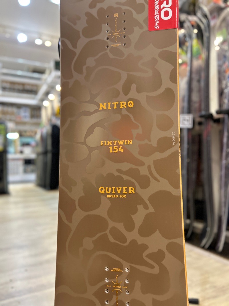 【即納】メンズ スノーボード 板 149wcm NITRO FIN TWIN ナイトロ フィンツイン 25-26 パウダーボード キャンバー |  | 04