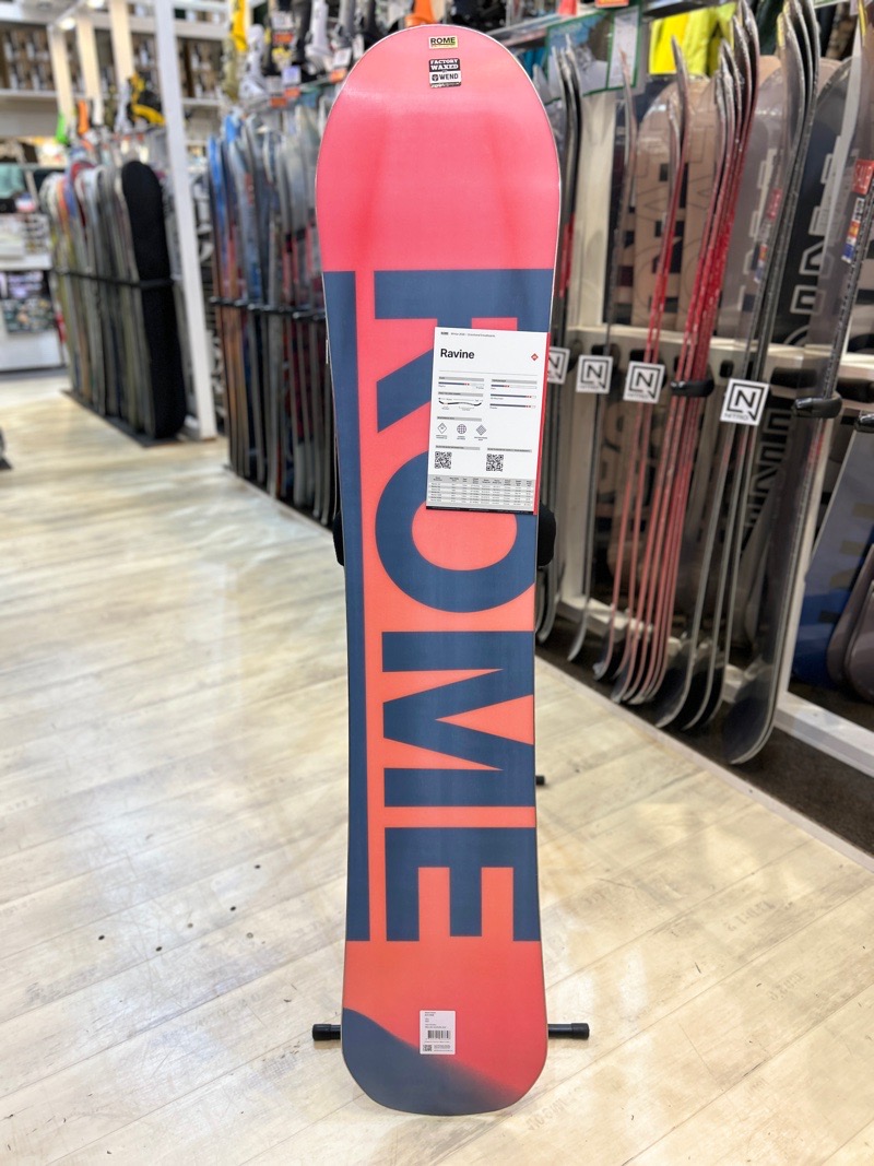 即納】メンズ スノーボード 板 158cm ROME RAVINE ロームラヴィーン 25