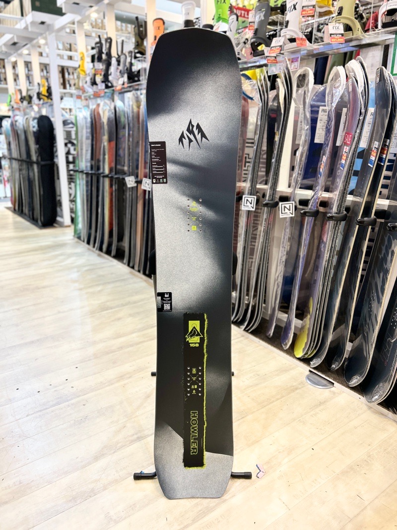 即納】 メンズ スノーボード 板 158cm JONES M's Howler ジョーンズ