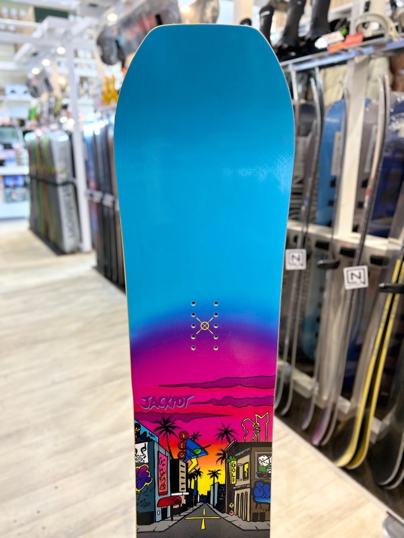 ラスト1点】メンズ スノーボード 板 型落ち YES JACKPOT 156cm 24-25