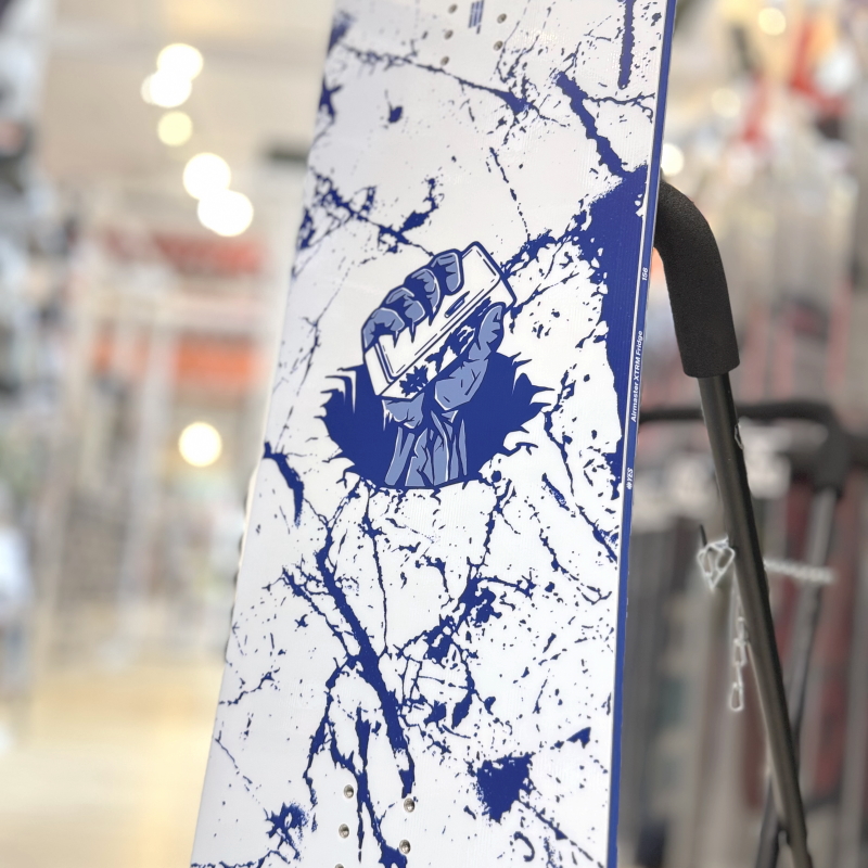 YES イエス 値下 AIRMASTER 156cm スノーボード　未使用 即納】メンズ スノーボード 板 型落ち 旧モデル 156cm 26 YES