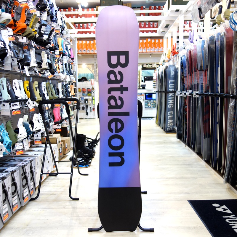 24-25 Bataleon ThunderStorm 156cm 新品未使用 スノーボード 板 型落ち 25-26 BATALEON Whatever 157cm バタレオン
