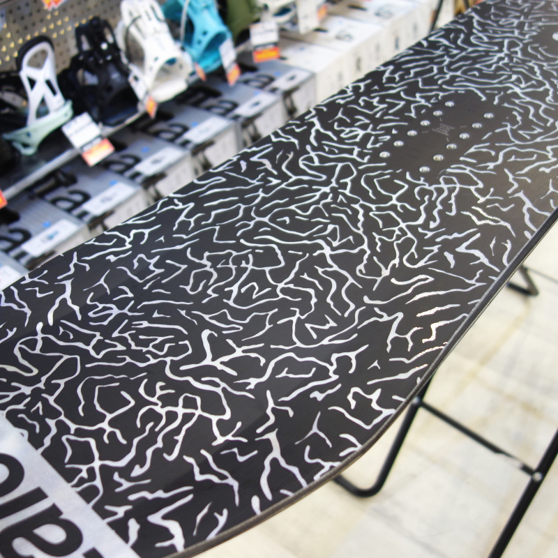 スノーボード 板 型落ち 25-26 BATALEON Wallie 151cm バタレオン
