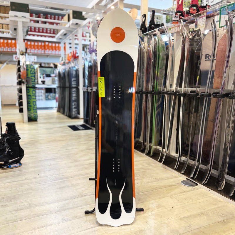 即納】メンズ スノーボード 板 型落ち 旧モデル 157cm DRAKE SHOT