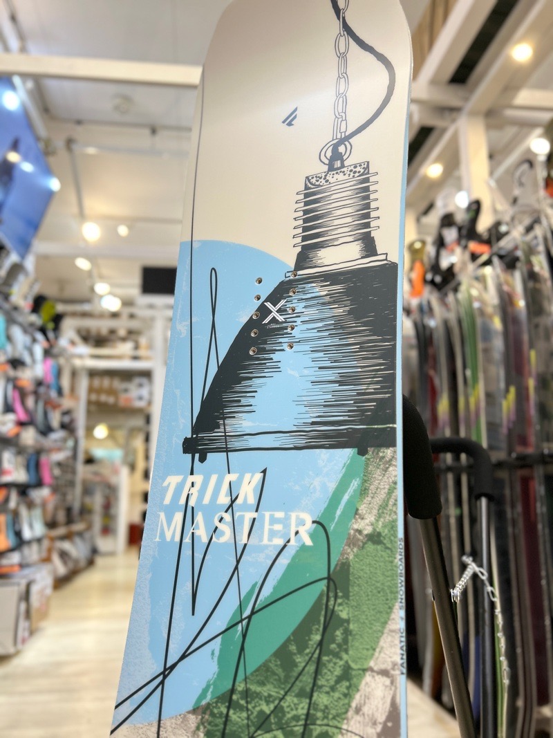 即納】メンズ スノーボード 板 型落ち 旧モデル 153cm FANATIC